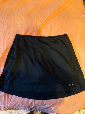 Nike Black Women's Athletic Skort with Small Swoosh